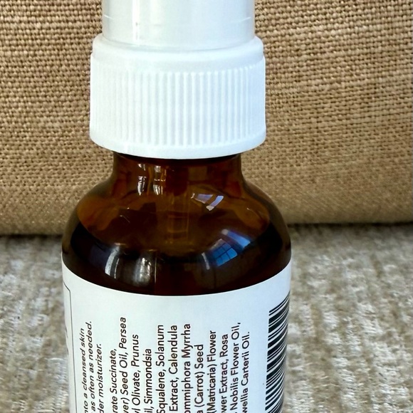 Quintessential Serum - Holistic Skin Care Tammy Fender - Picture 4 of 5